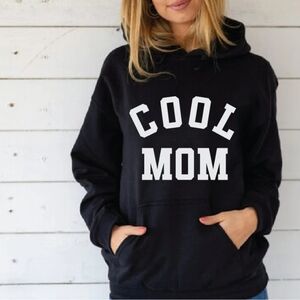 Sweatshirt with.round neck.Great      SIZE XXL Black Color NWOT